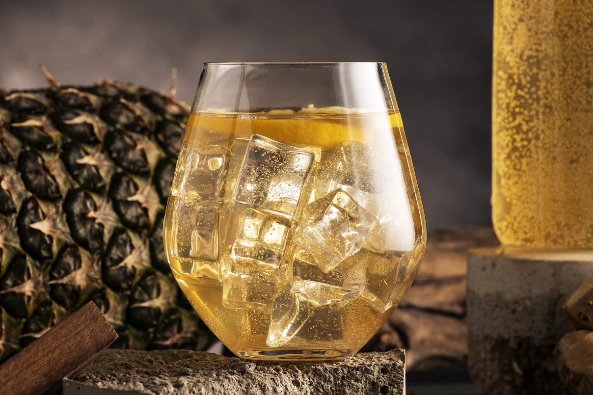 Top Collectible Whiskies and Rums Linkwood, Mortlach, Caol Ila & Caroni Highlights